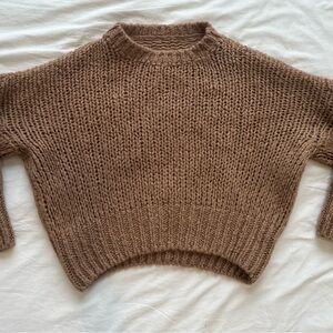 Cozy Cropped Chunky Knit Sweater - Brown